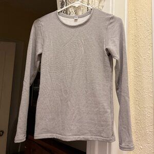 uniqlo ultrawarm heattech long sleeve